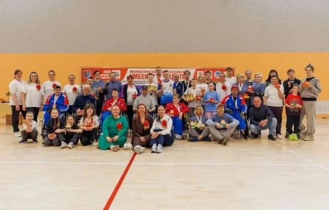 В Магадане прошёл фестиваль адаптивных видов спорта «Умеем побеждать» для участников СВО, их семей и