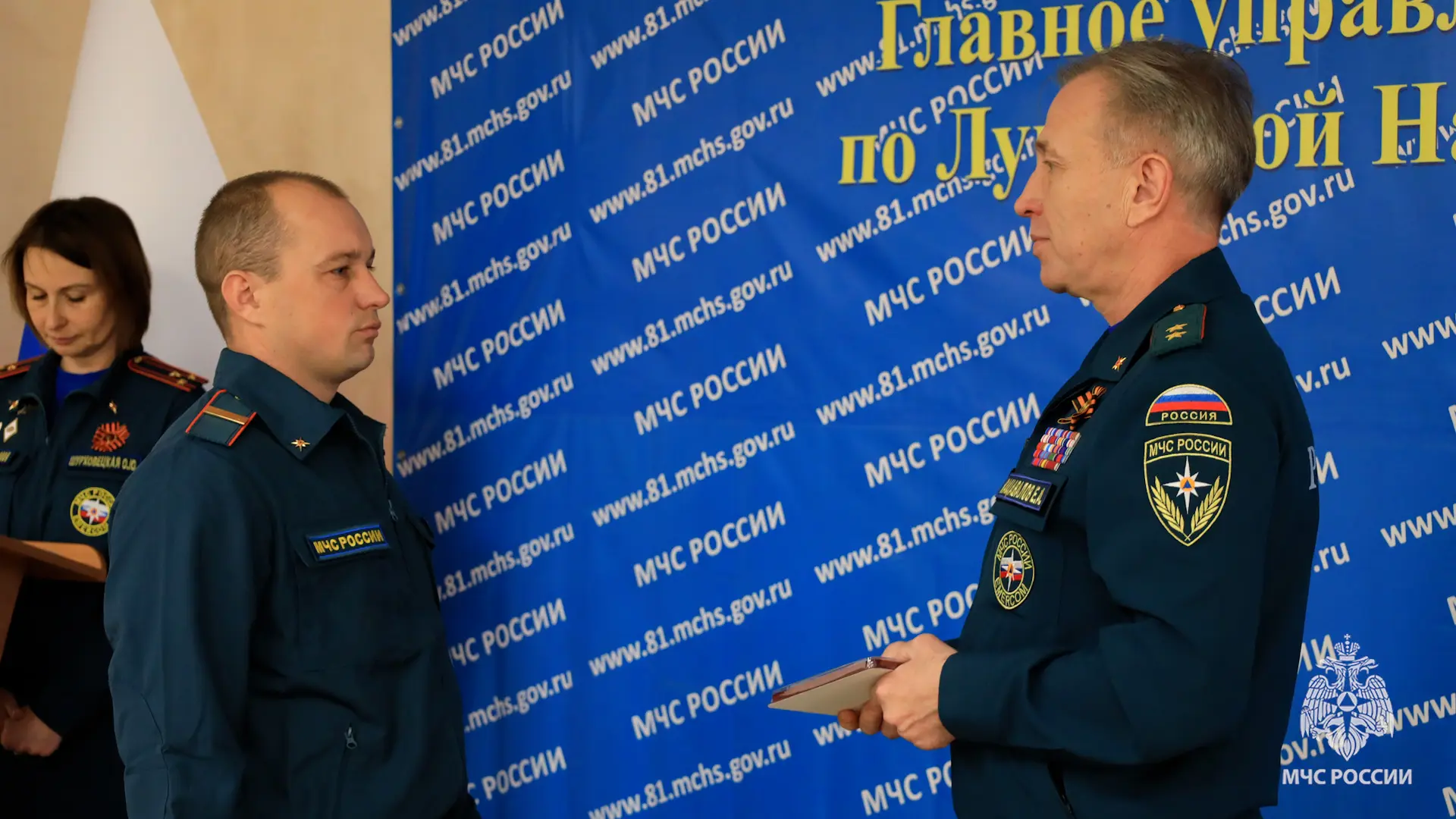На свете есть особенная служба,  где верность делу и мужская дружба сильнее самых дьявольских огней.