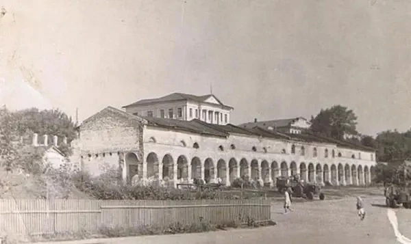 г. Рыльск. Вид на Торговые ряды. 1965 год.