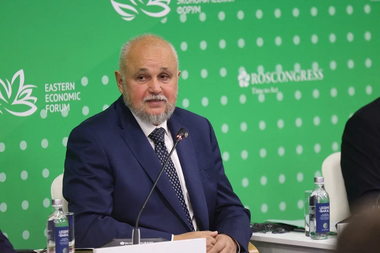 На площадке Восточного экономического форума провел заседание комиссии Государственного...