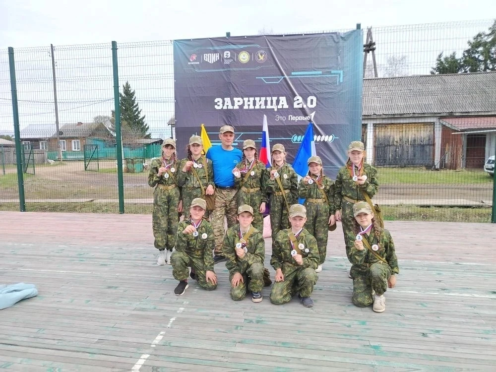 💥Сегодня территория первой Усть-Удинской школы превратилась в настоящий полигон. Там проходила воен