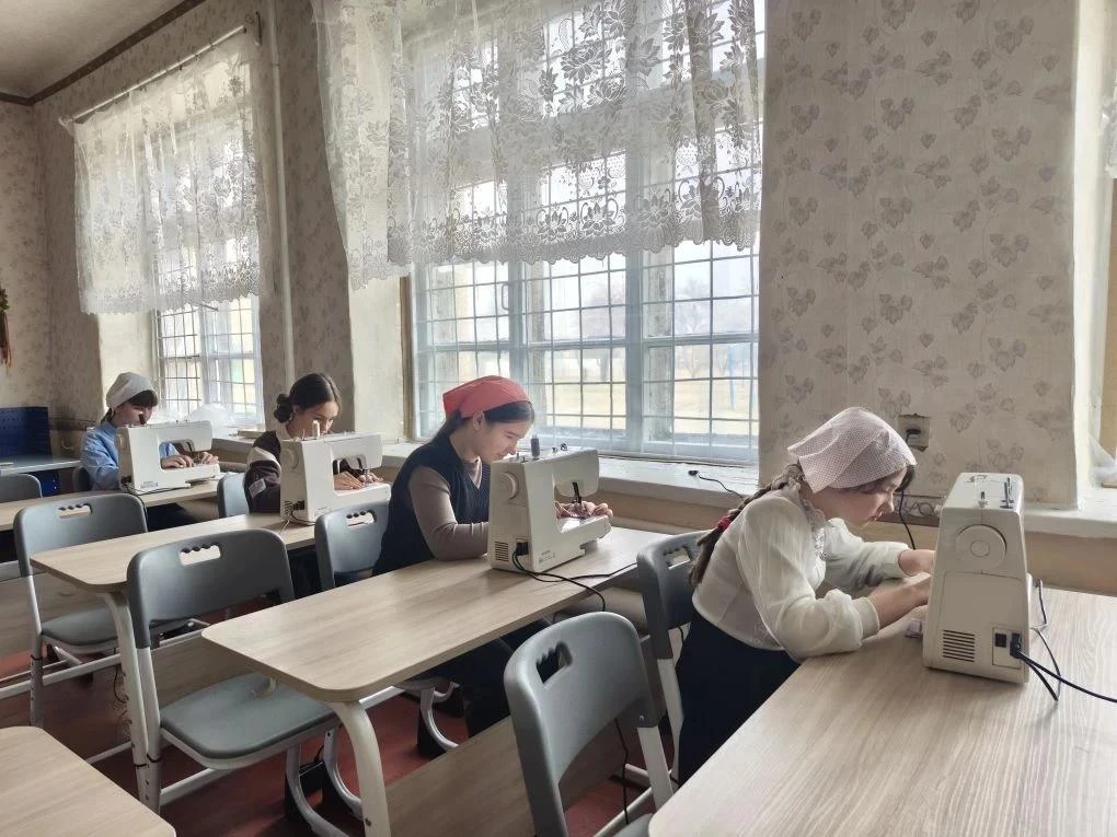 В Донецкой Народной Республике продолжается плановая модернизация образовательной инфраструктуры

🏣