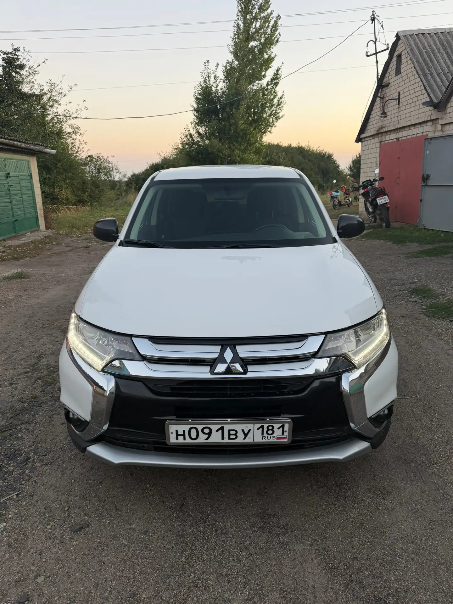 Продам Mitsubishi Outlander 2016