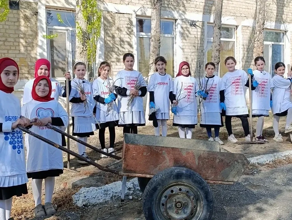 Чистота начинается с нас! 🌱 Сегодня наш Чиркейский образовательный центр стал частью большой общерес