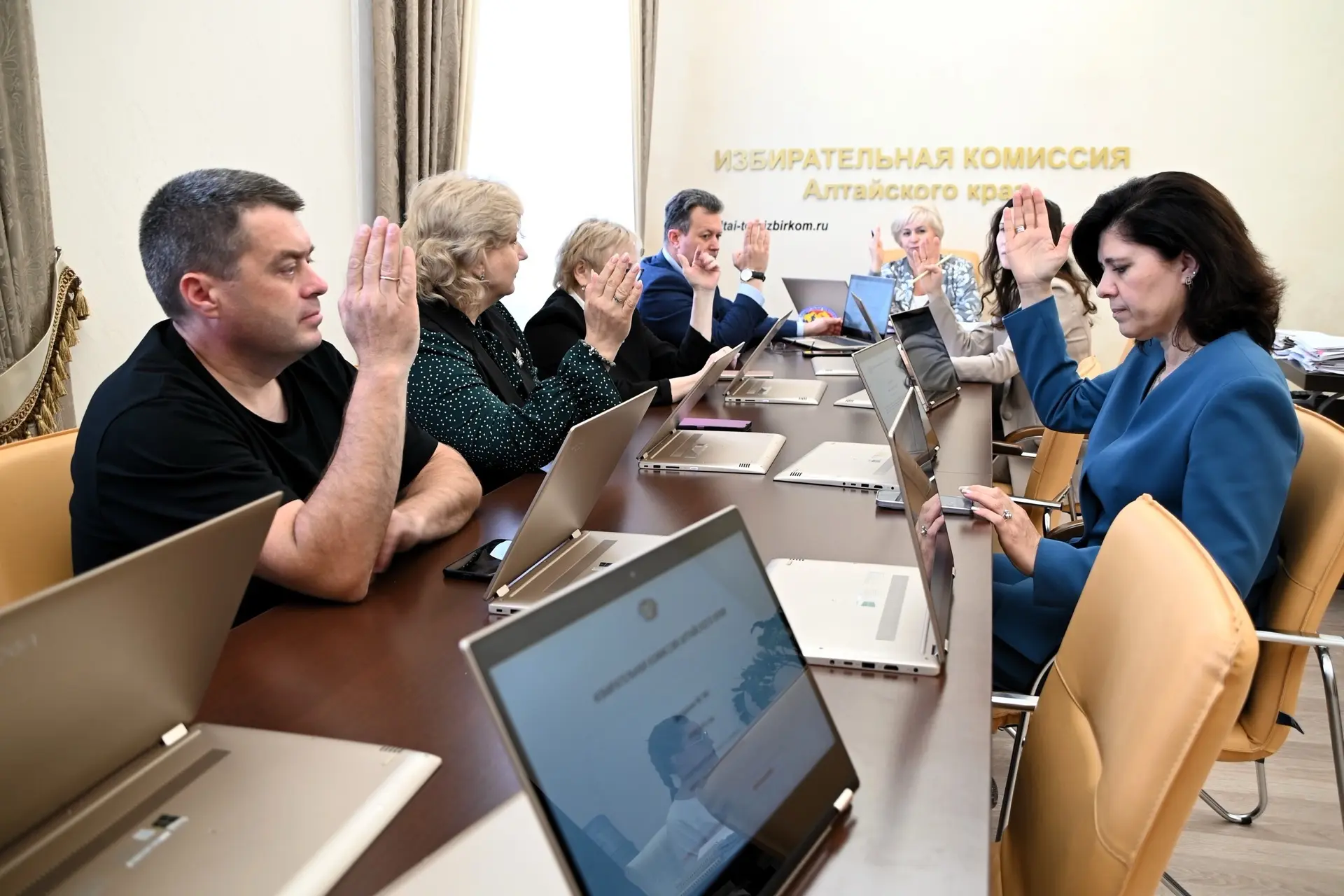 Утверждены образцы заполнения подписных листов в поддержку кандидатов на выборах АКЗС

✅Избирательна