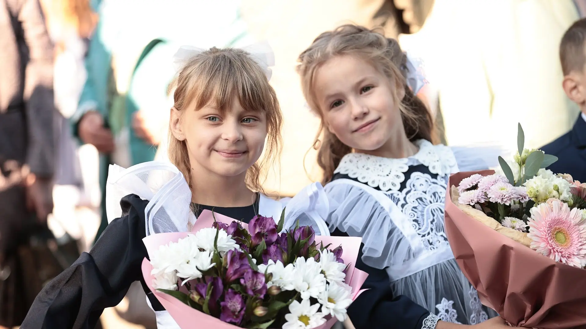 С праздником, дорогие ребята! 🧡