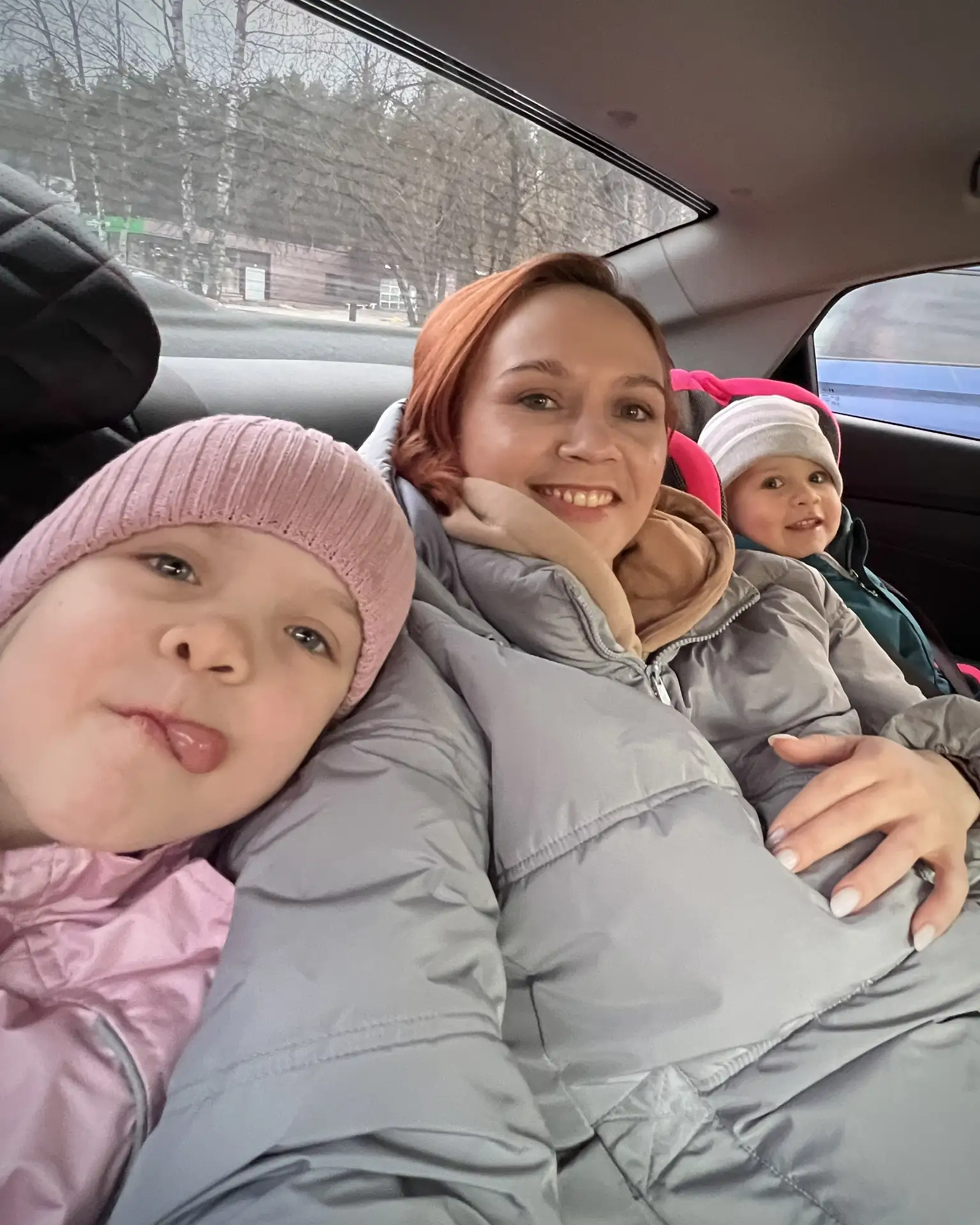Везем Сашу на последнее диагностическое занятие в частную школу. Всего их 4. В совокупн...