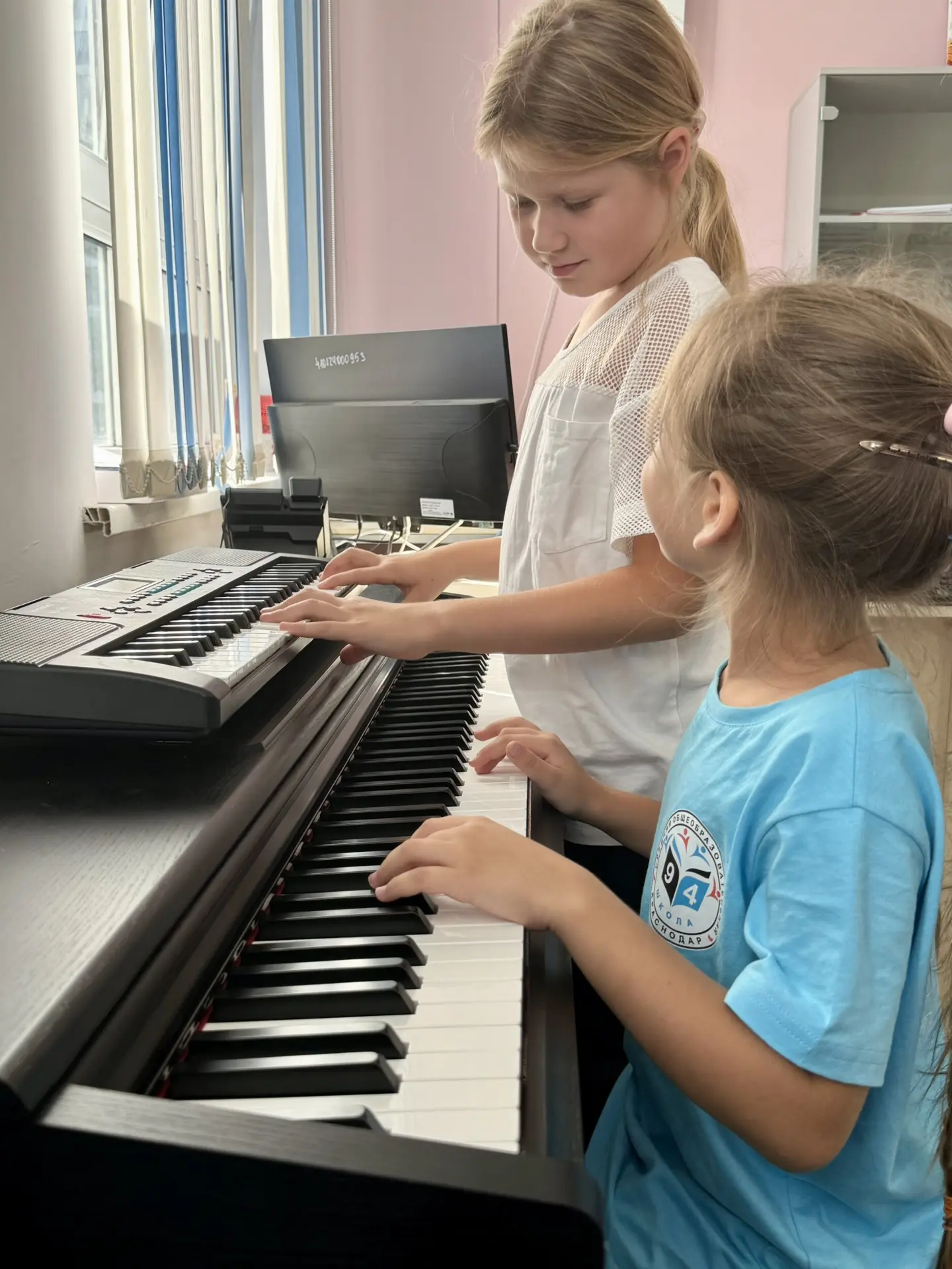 1 октября — День музыки: Знакомство с музыкальными инструментами🎶