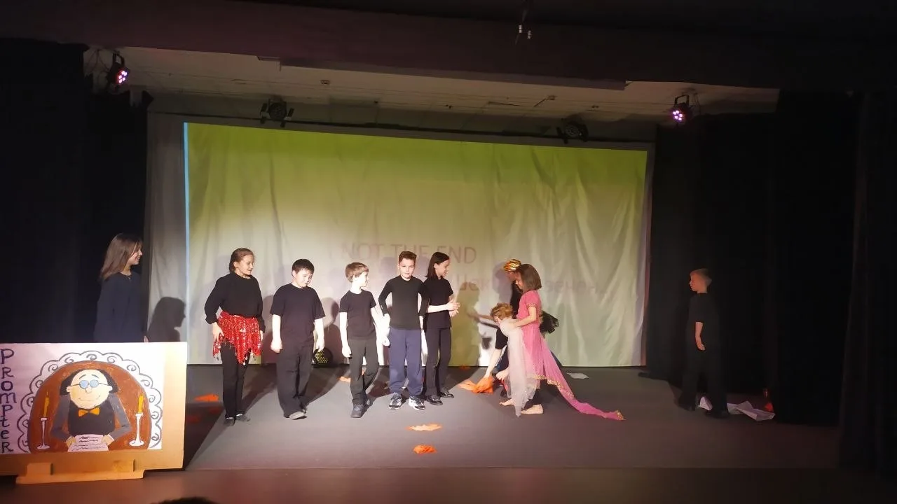 🎭 3 мая в Монтессори-школе Михайловой состоялся первый фестиваль «Театральные встречи»!