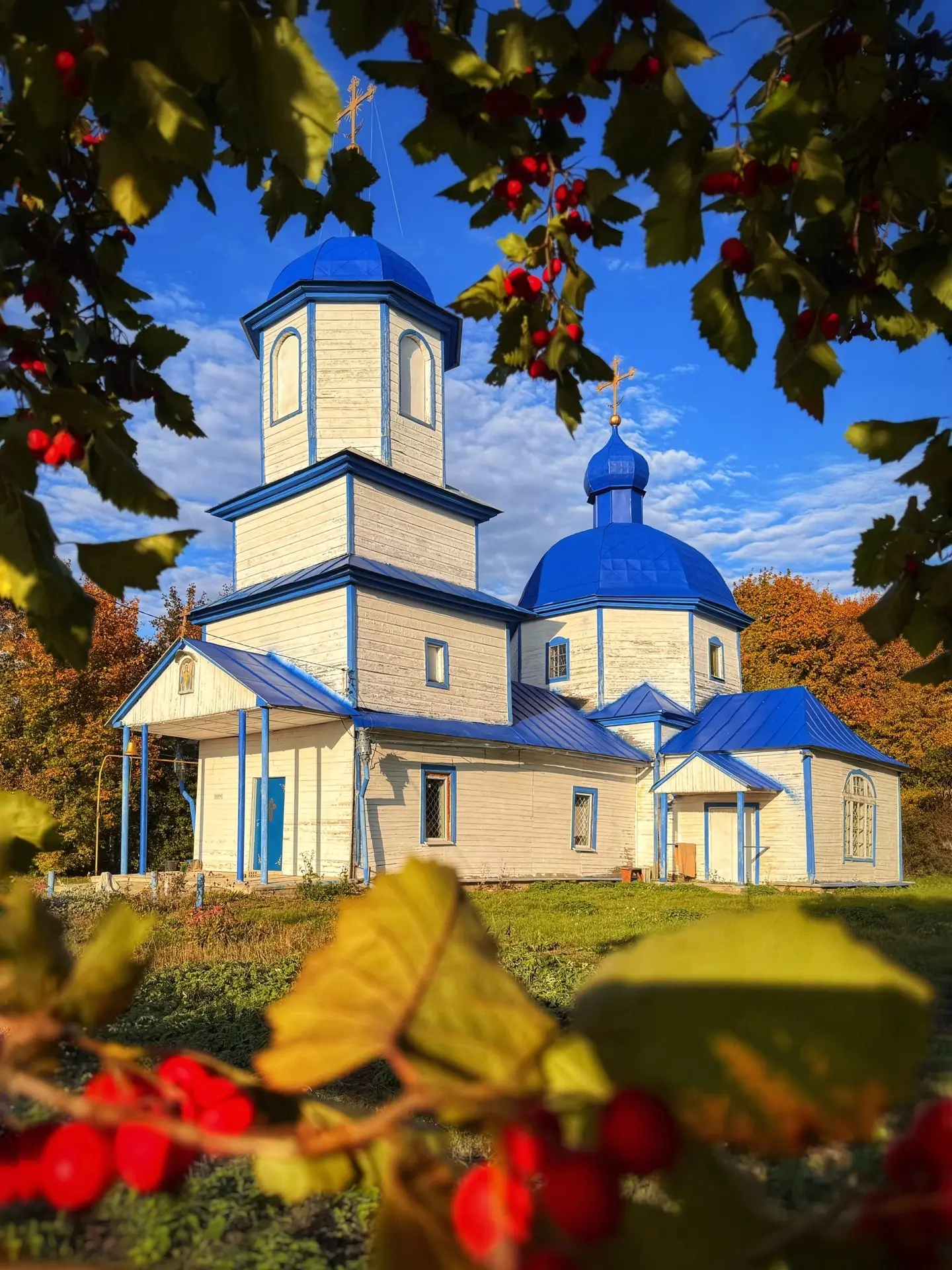 Храм Архангела Михаила в селе Бесединка.