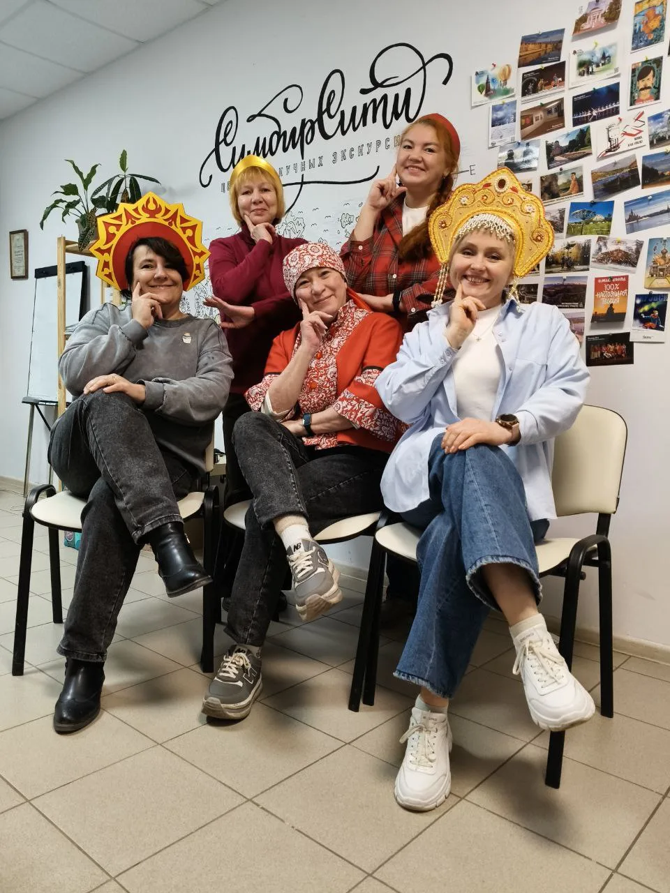 «Течёт ручей, бежит ручей, и я ничья, и ты ничей...»