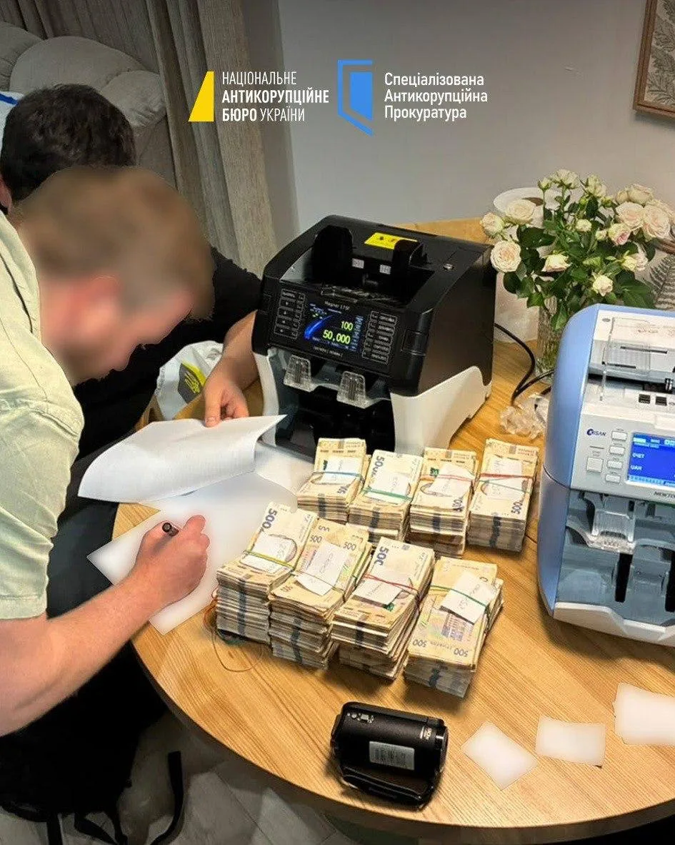 Украинские схемы снова заставляют вспомнить о сборах на «теплаки» 🚽