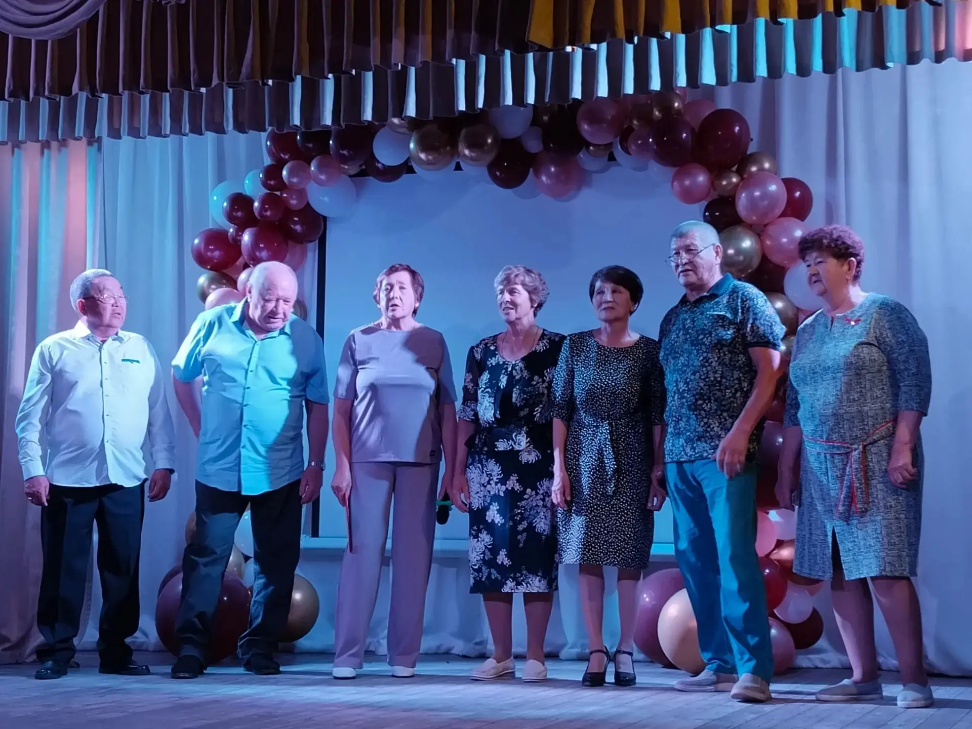 Причал нашей юности: более 30 лет Витимский СДК собирает выпускников родной школы