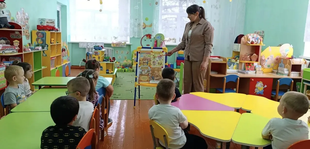 С ребятами смешанной дошкольной группы была проведена тематическая беседа. А в завершен...