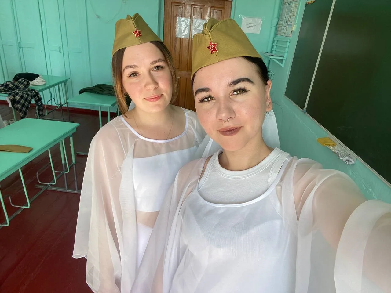 ✨В преддверии Дня Победы 8.05.2026 в МБОУ «Знаменская СОШ» состоялся праздничный концерт🔥