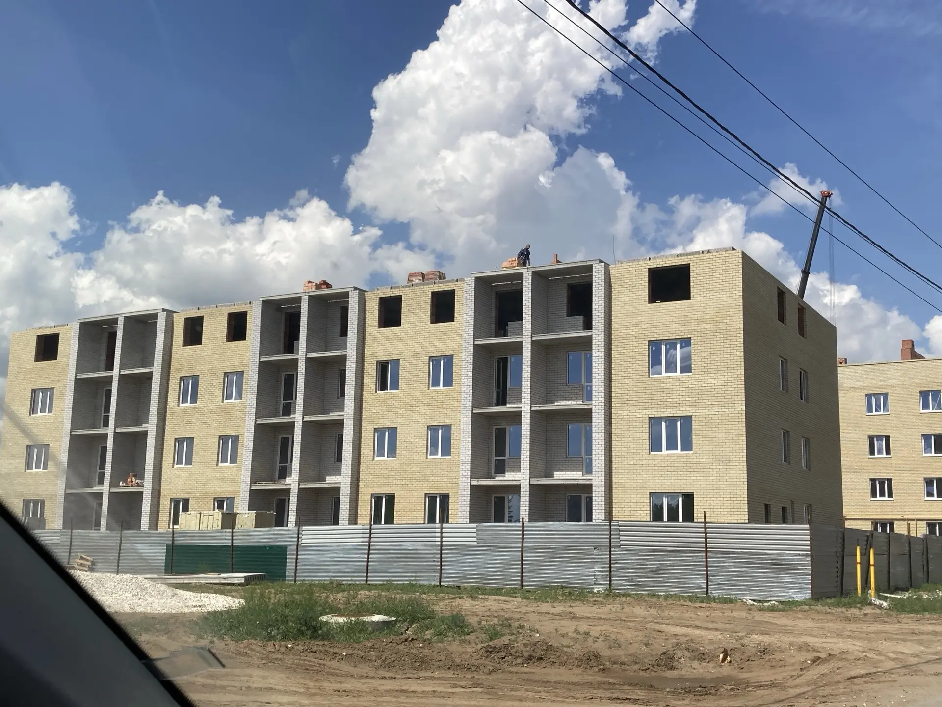 🏗️ Построено из «Сталинградского камня»

🏘️За Волгой, в Краснослободске, вырос целый жилой квартал