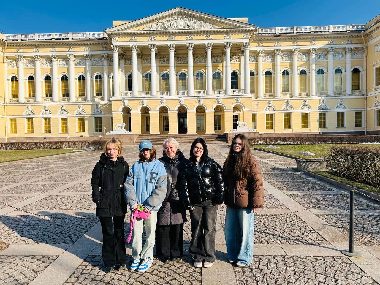 Необычное путешествие 🧳  🤩 Наши ребята из 10 #медиакласс1950 посетили северную столицу в качестве пр