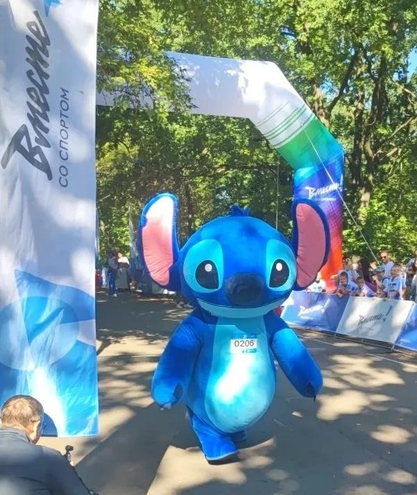 🏃🏼‍♂️На велолыжероллерной трассе сегодня проходит «Оскольский полумарафон»