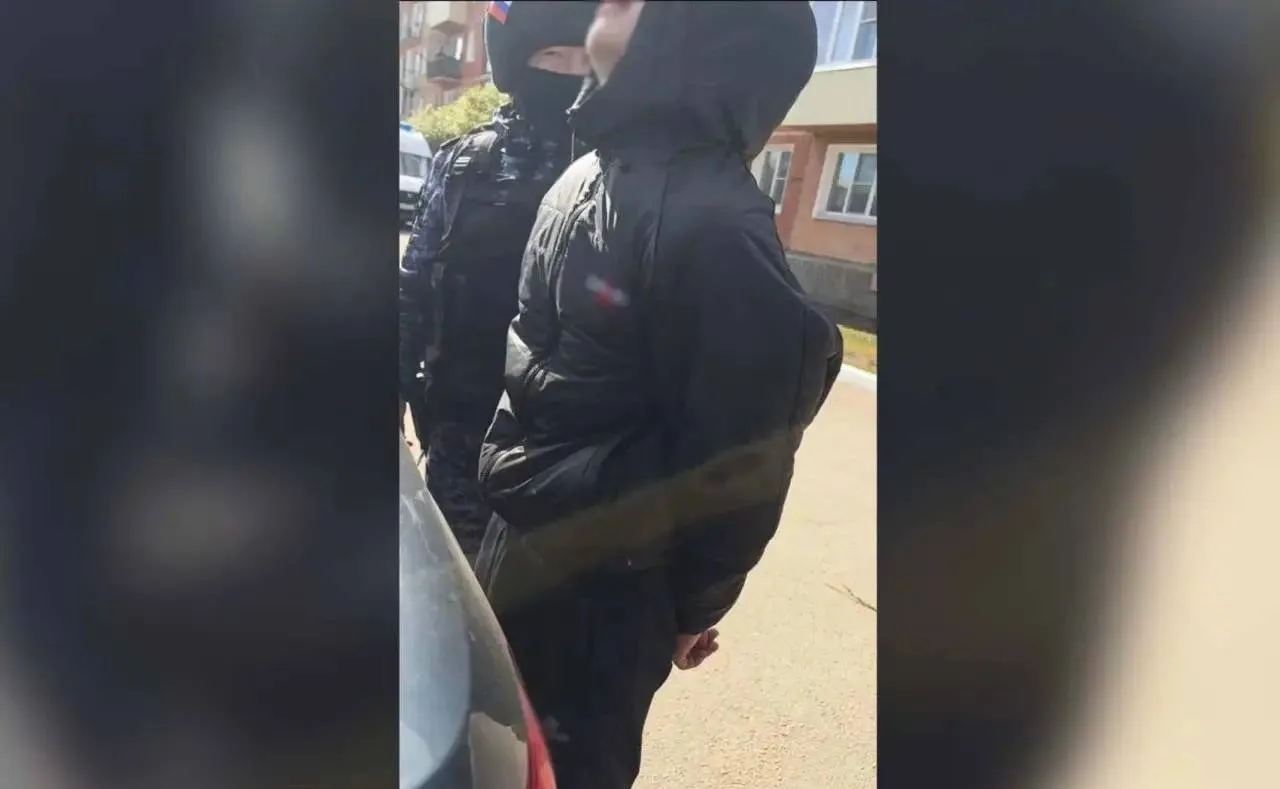 Пьяный 18-летний парень размахивал ножом в посёлке Сокол