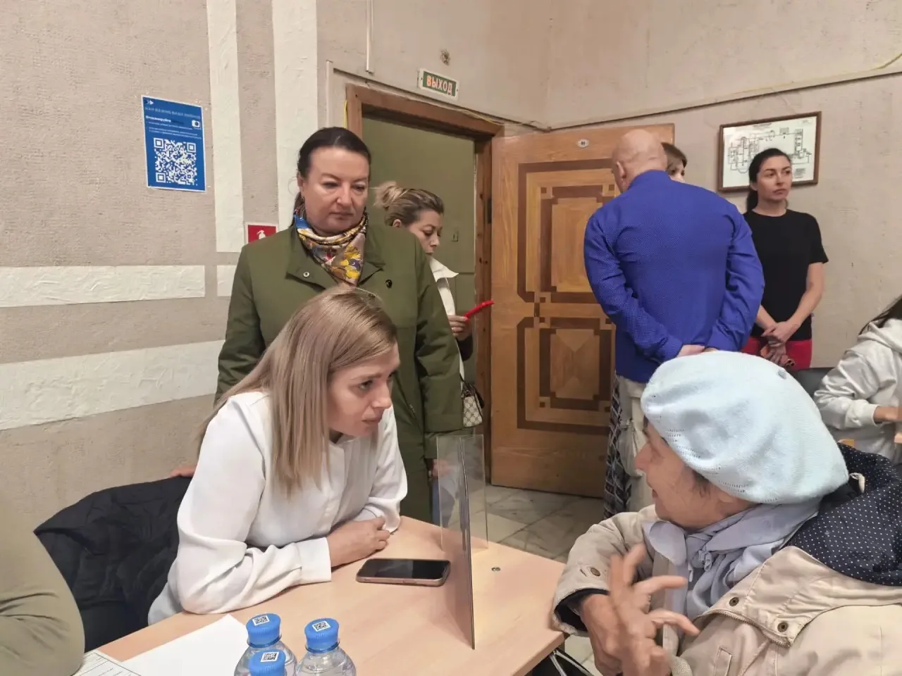 Приняла участие в работе выездной администрации в ДК «Центр молодежи».