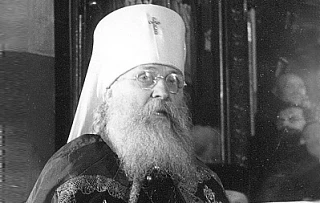 "Одна семья находилась в крайнем положении краха: имущество их должно было пойти с торгов. Хозяин да