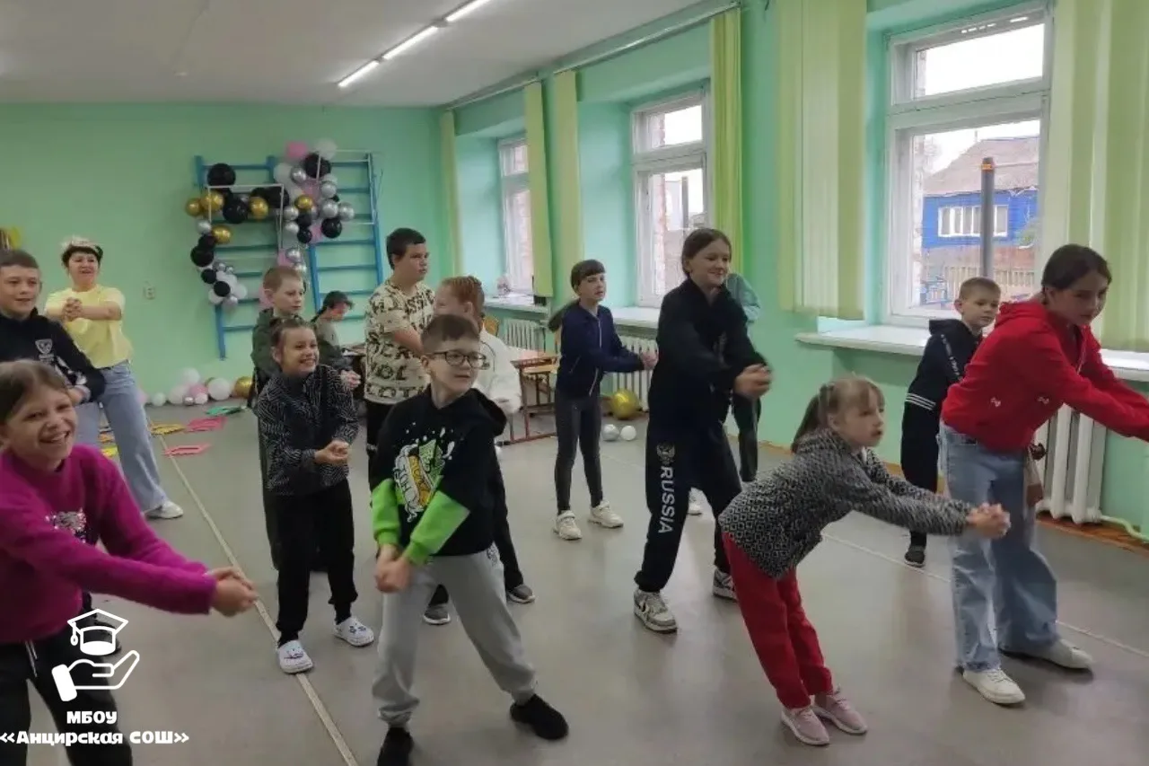 ☀️ А как проходят ваши каникулы? А у нас в школьном лагере каждая минута наполнена движ...