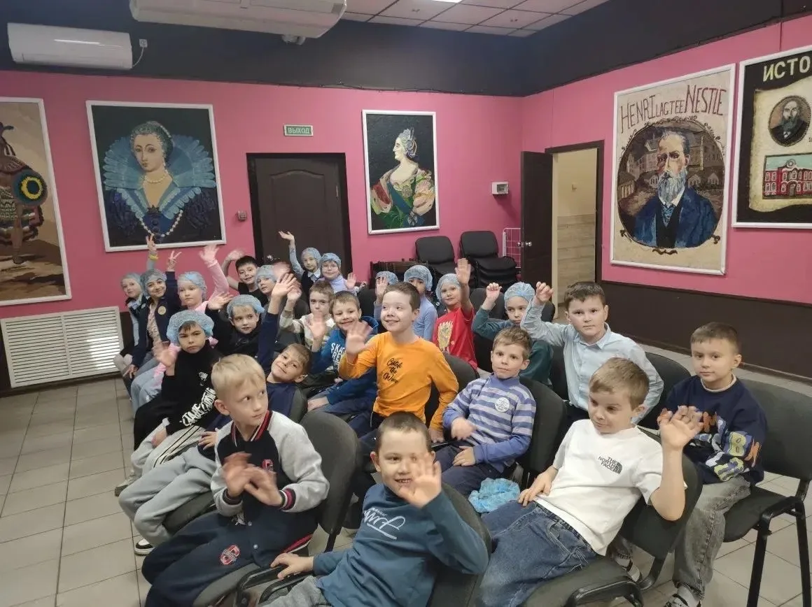 🔔КЛАССНАЯ ЖИЗНЬ🔔 ‼️Экскурсия по Музею шоколада‼️  🍫 Ученики 1.03 класса отправились в увлекательное 