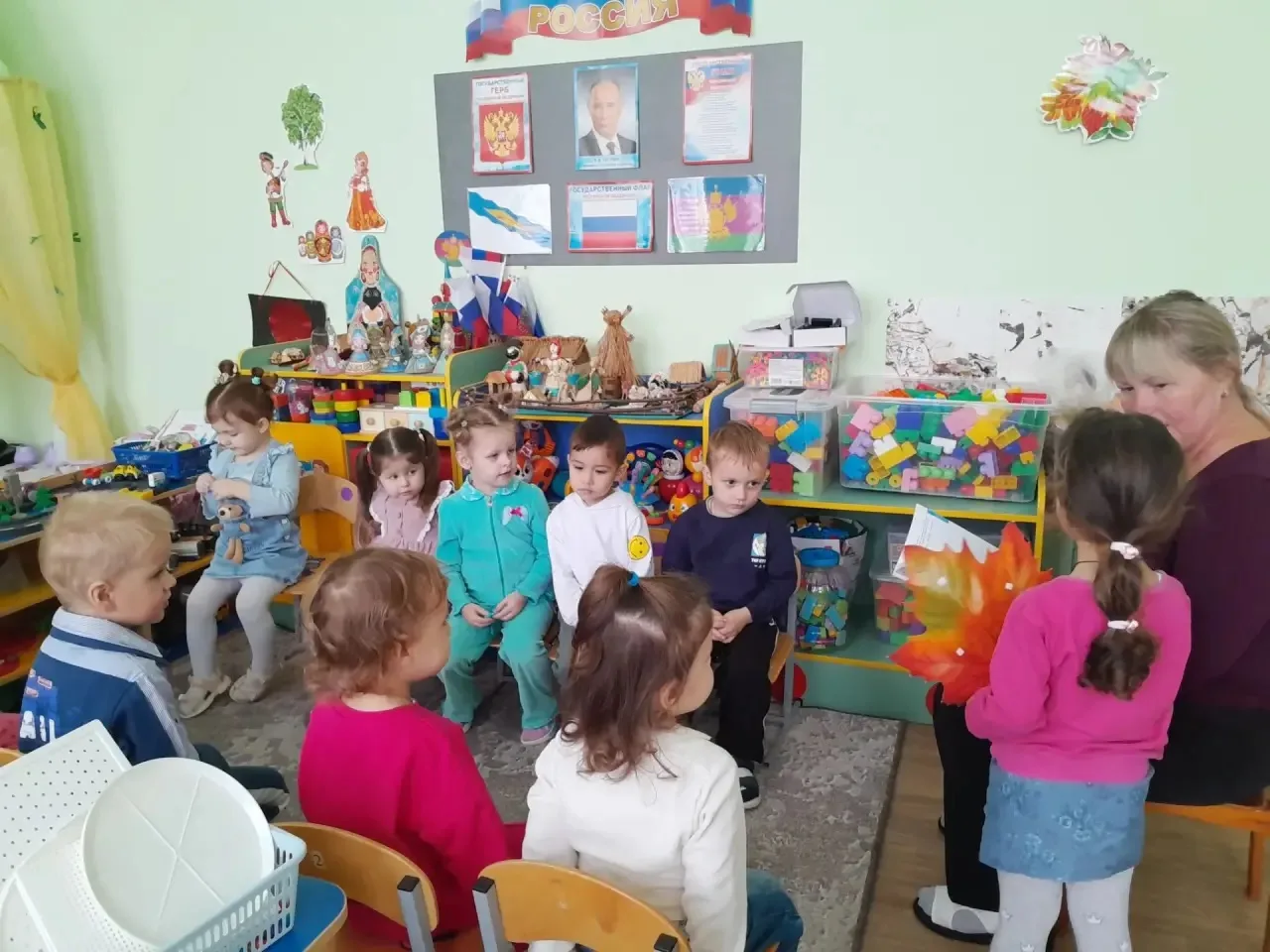 В младшей группе «Петушок» мы продолжаем открывать для себя удивительный мир знаний и т...