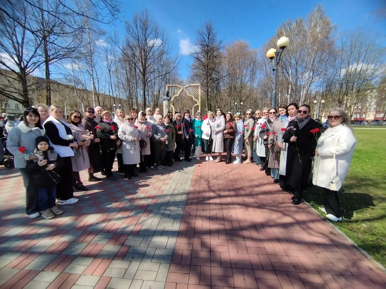 Сегодня в нашем городе прошел поэтический митинг, посвященный 140-летию со дня рождения...