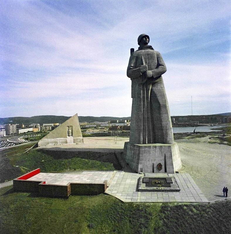 1982 год
