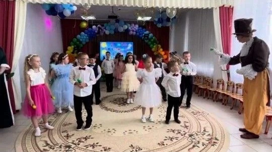Выпускной в группе № 16 «Семицветик» 
Вот и прозвучал последний дошкольный вальс... Наши вчерашние д