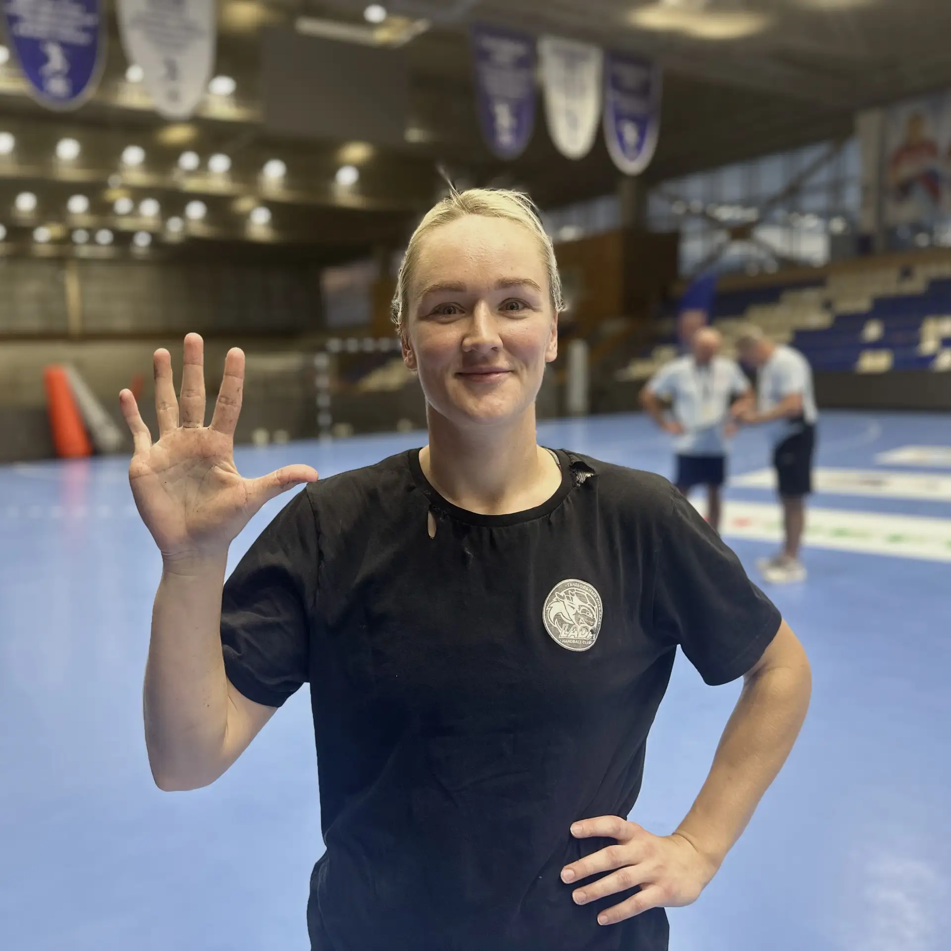 👋Валентина Рахмаева показывает вам, сколько осталось дней до первой игры нового сезона!