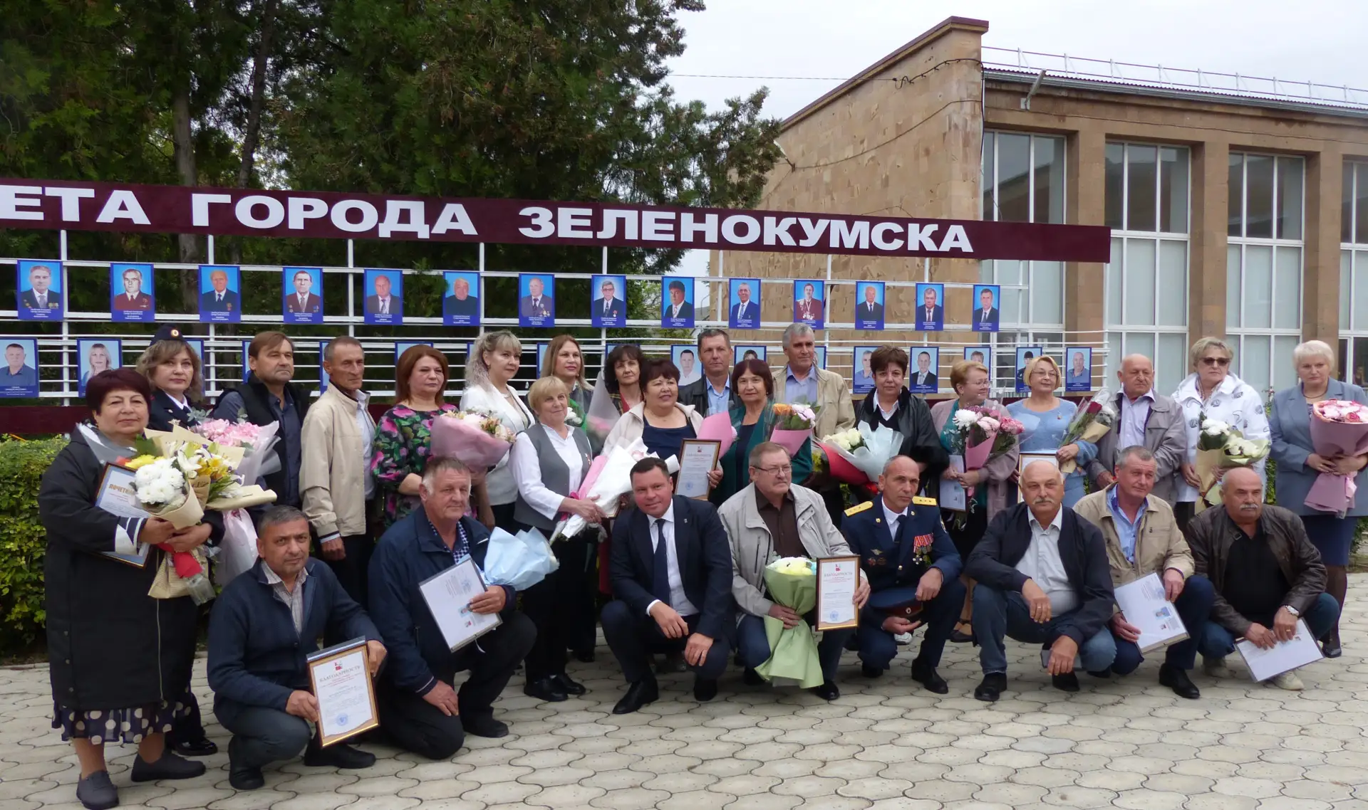 Гордость сегодняшнего Зеленокумска: 25 имен и портретов