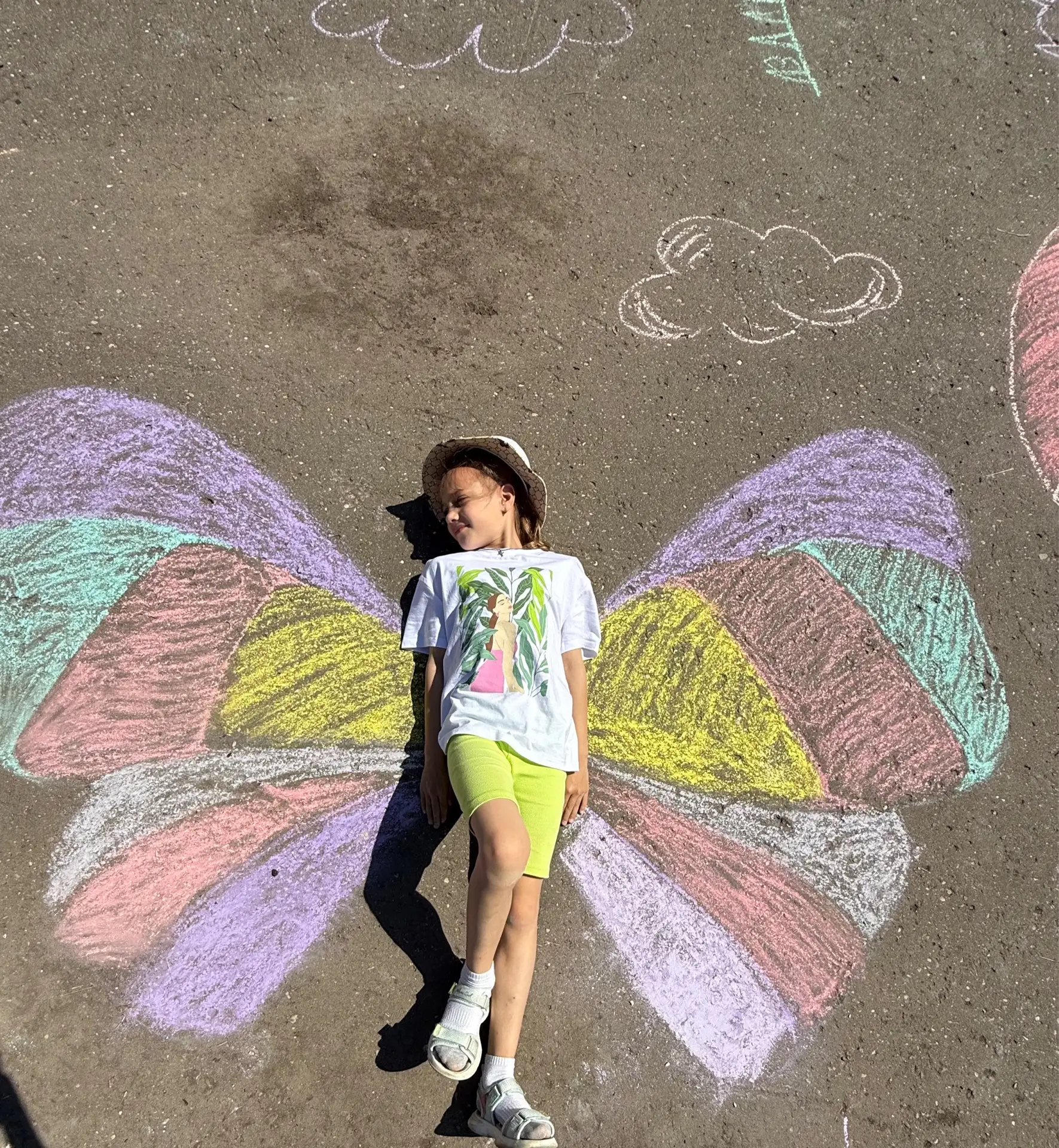 Яркие цвета и веселые дни в нашем лагере 🥰