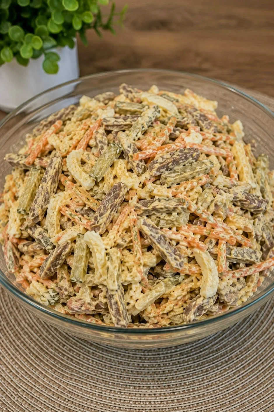 САЛАТ С КУРИНЫМИ СЕРДЕЧКАМИ И ОГУРЧИКАМИ - ПРОСТОЙ, НО КАКОЙ ЖЕ ВКУСНЫЙ