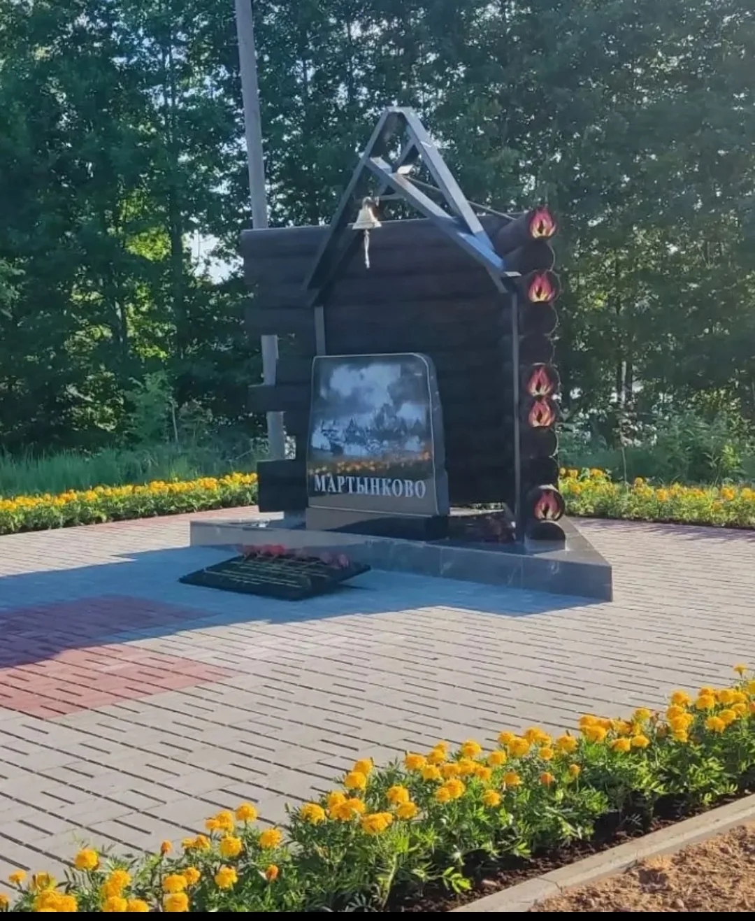 🕯В День памяти и скорби жители села, ученики и учителя приняли участие в торжественном открытии пам