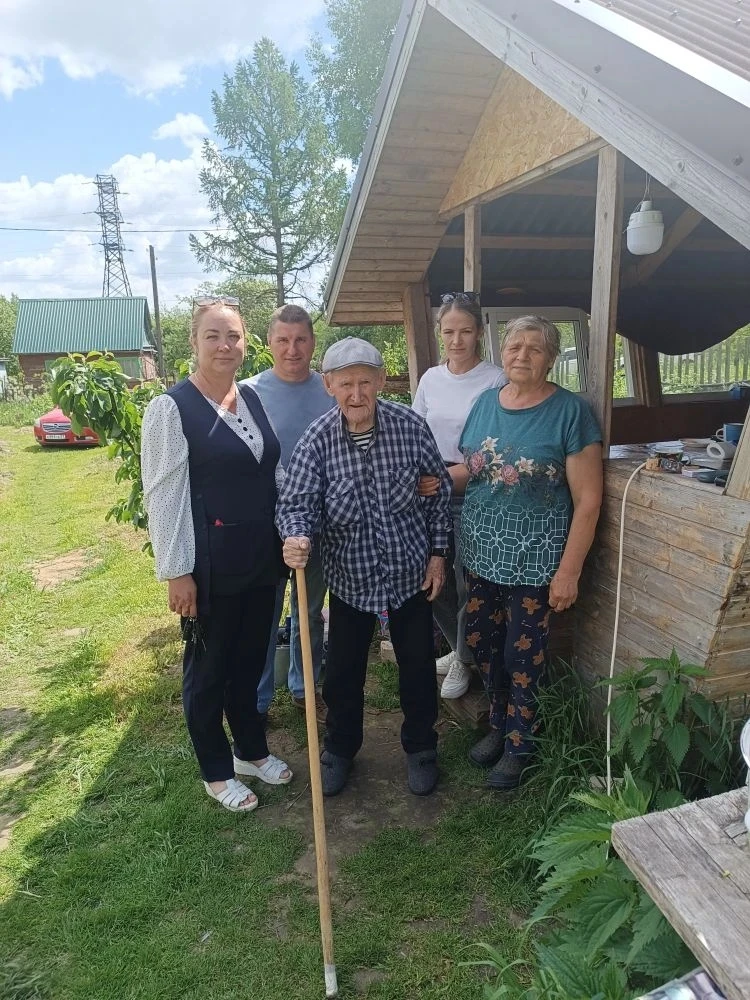 Вчера, 24 мая, мы тепло поздравили с 97-летием замечательного труженика тыла — Карпушин...