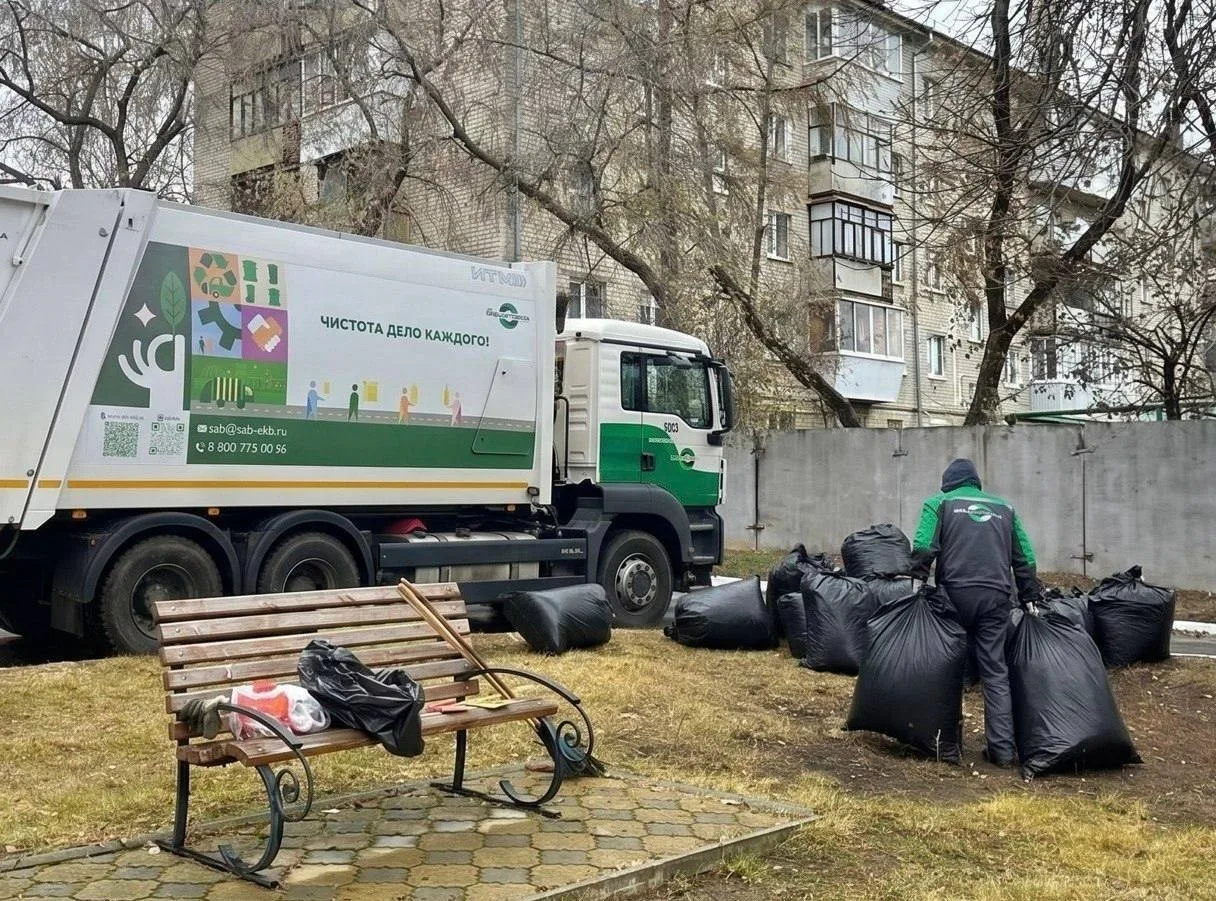 🚛 Без выходных: как «Спецавтобаза» будет вывозить мусор в майские праздники    Всего на линии ежедне
