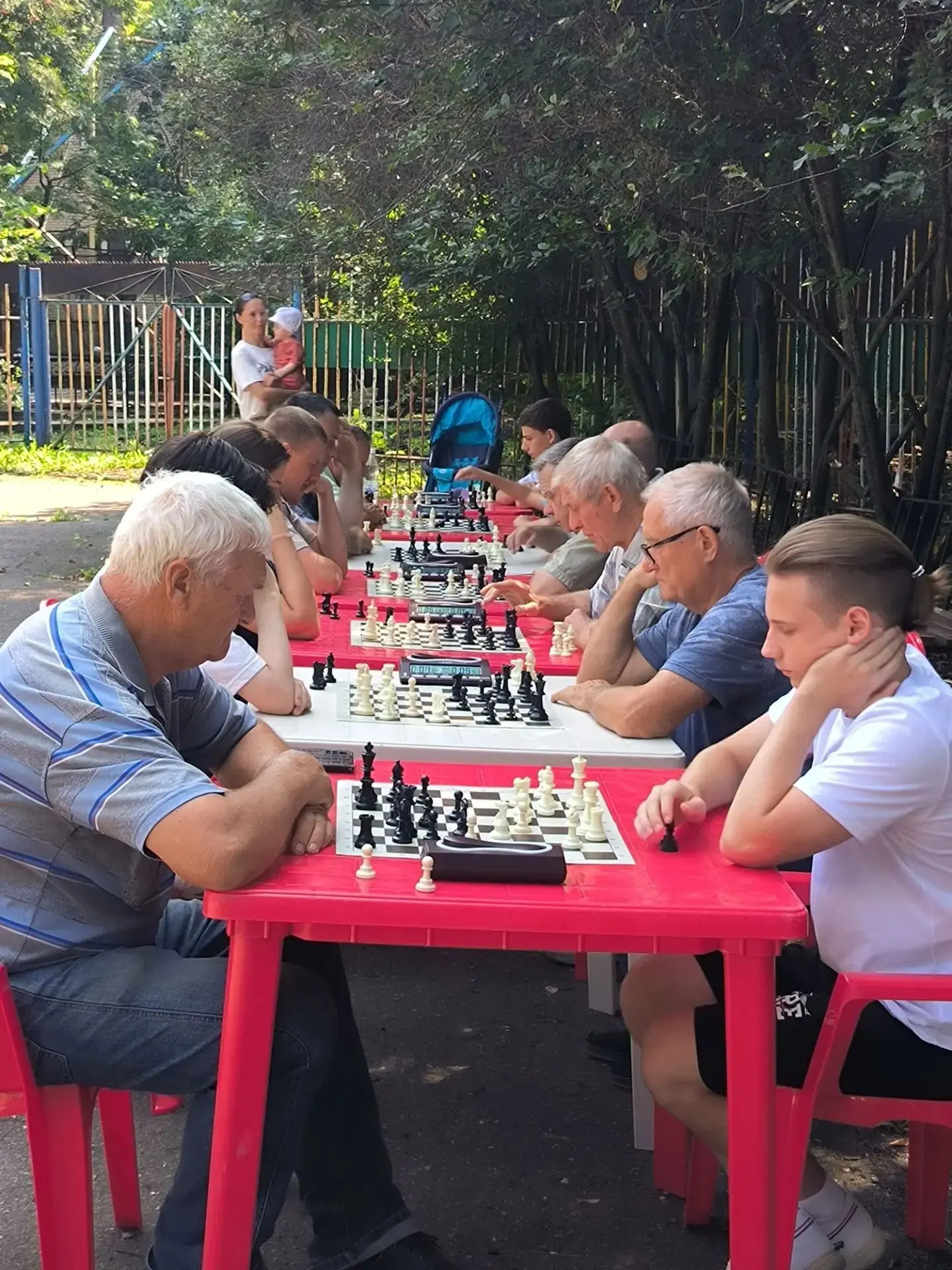 8 августа, в парке было по-особенному интеллектуально.
