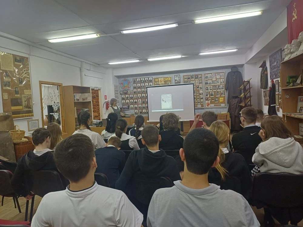📚 **Без срока давности**   Вчера прошли музейные уроки, организованные руководителем музея И.М. Ерем