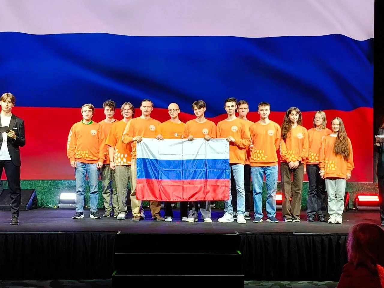 🔥🔥🔥 Ученица 10 Биохимического класса Пятьдесят седьмой Полина Перелешина — победитель Открытой между