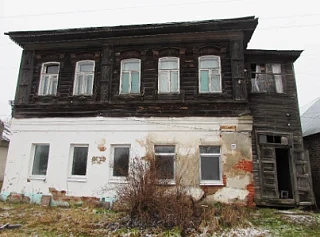 Многие жилые здания того времени обладают высокой архитектурной ценностью и со временем...
