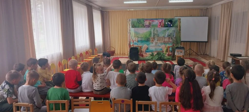 ✨️Сегодня в нашем детском саду Выступление театра "Карамелька" - "Учитесь вежливости!"✨️