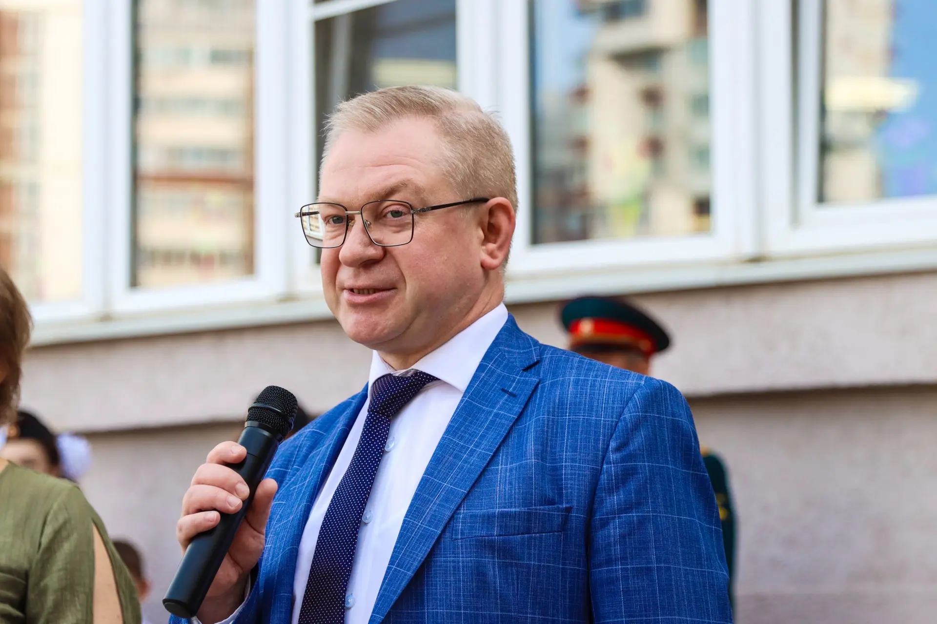 🇷🇺 Традиционное начало недели  ✨ Начинаем учебную неделю с торжественного поднятия флага, исполнения