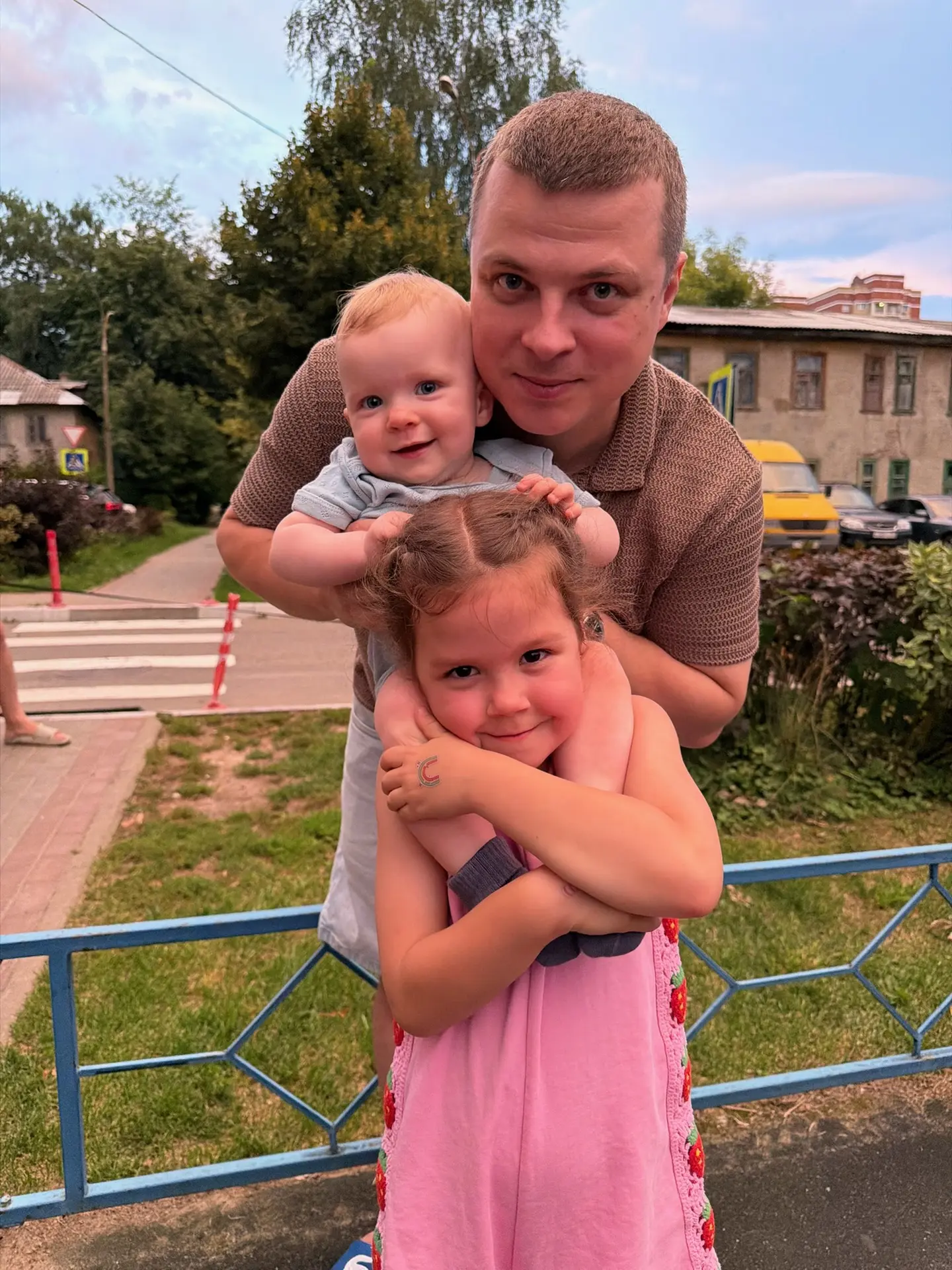 В эти выходные мы гуляли без остановки😍☀️
Мы практически не заходили домой — только чтобы перекусит