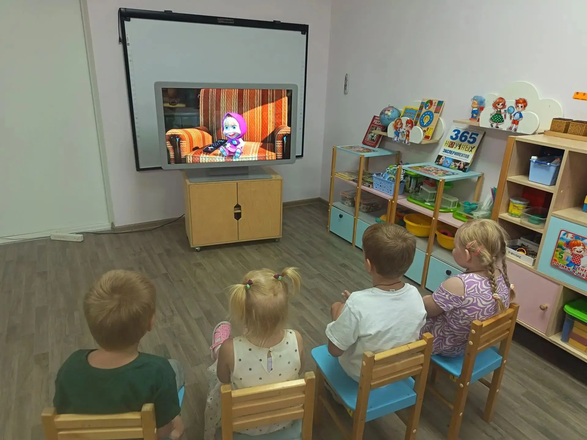 👉Что может быть увлекательнее  для детей👫 чем просмотры  мультипликационных фильмов и...