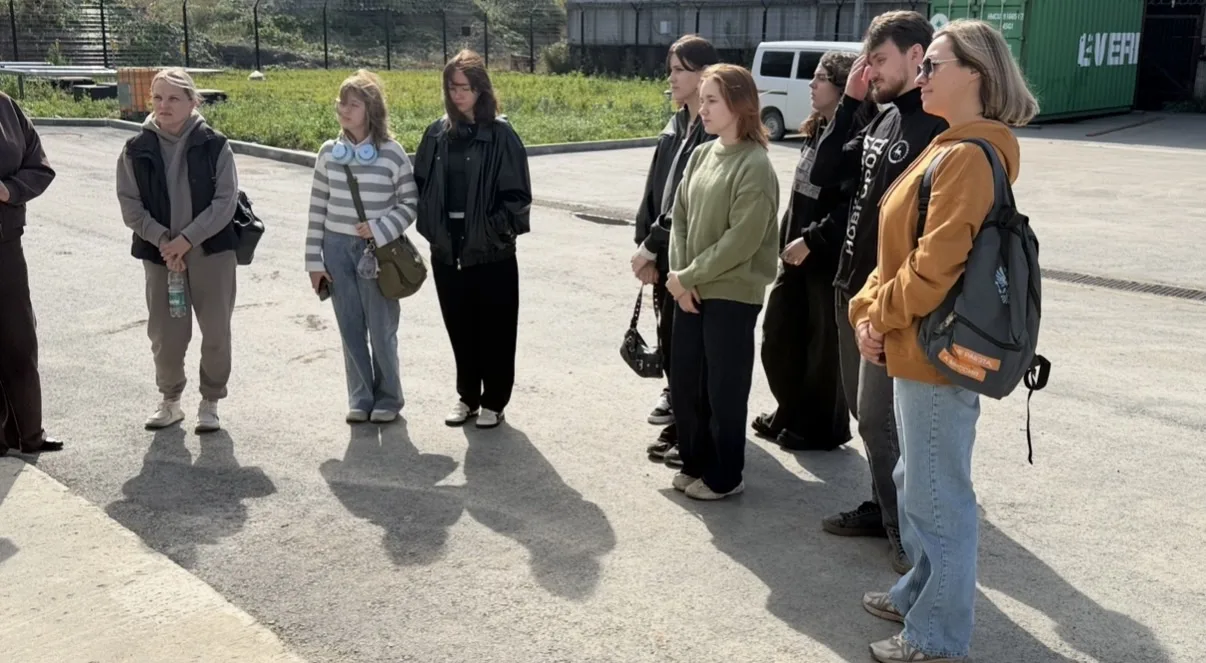 Участники первых Всероссийских соревнований колледжей креативных индустрий, которые про...