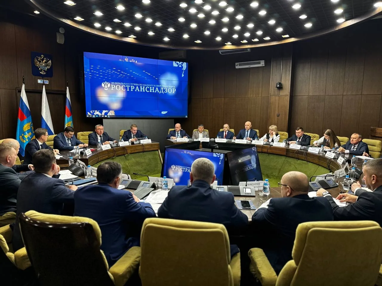 Итоги деятельности Ространснадзора за 2025 год и задачи на 2026 год обсудили на совещании под руково