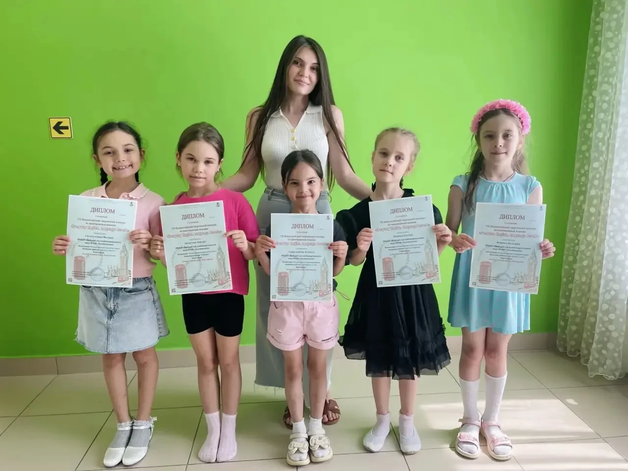 Наши талантливые девочки 🎀💞🎀полилингвальной группы №10 Фомина Валерия, Пывина Ксения...