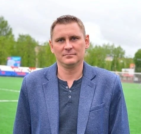 Футбол, дружба и уголовные дела: почему во Пскове фигуранты махинаций не теряют должностей